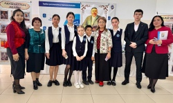 Абай оқуларында топ жарды